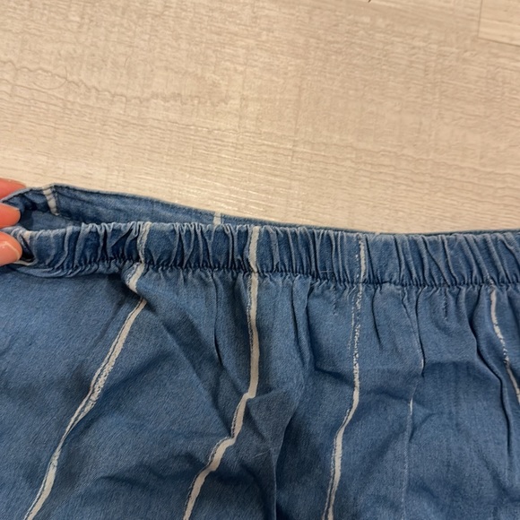 Blue frayed summer shorts - Picture 5 of 5